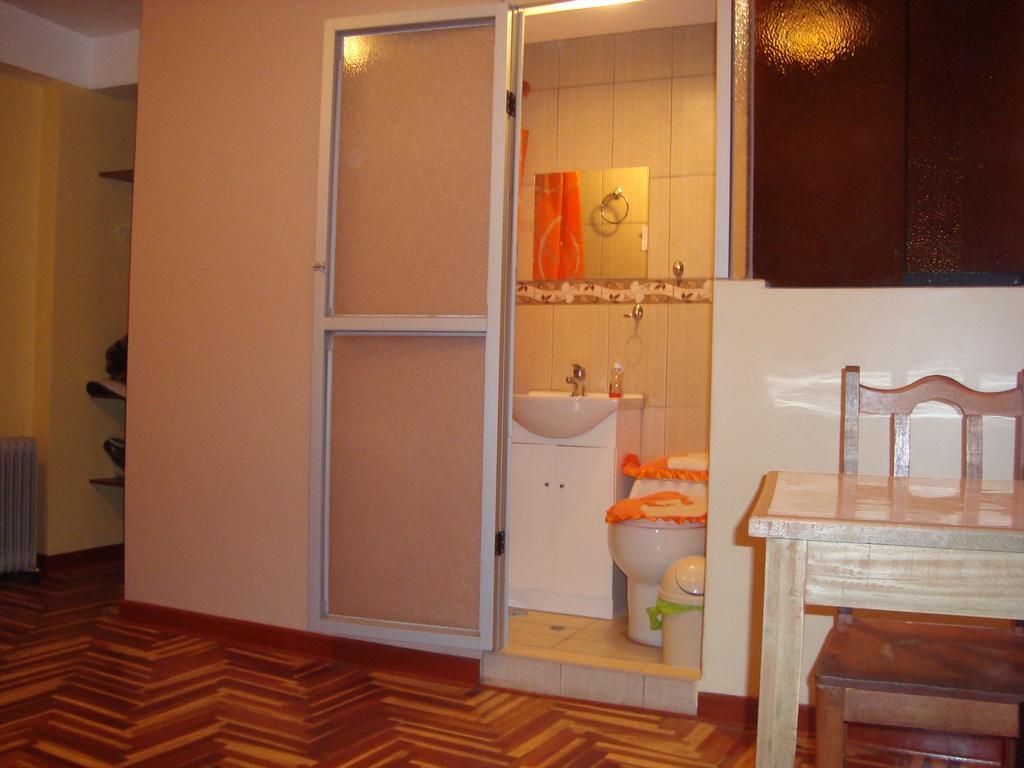 Naty'S Guest House Cuzco Room photo