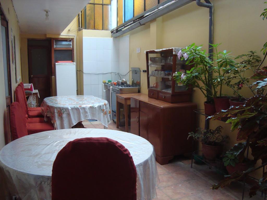 Naty'S Guest House Cuzco Exterior photo